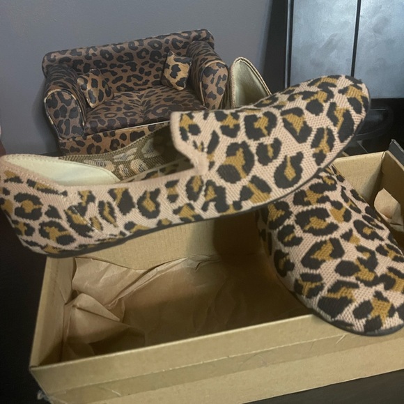 New in box Steve Madden Sabin Leopard flats slip ons 9 - Picture 2 of 5